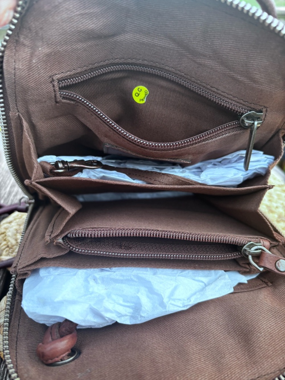 Latico Lilly Brown Leather Crossbody Bag - Picture 12 of 14